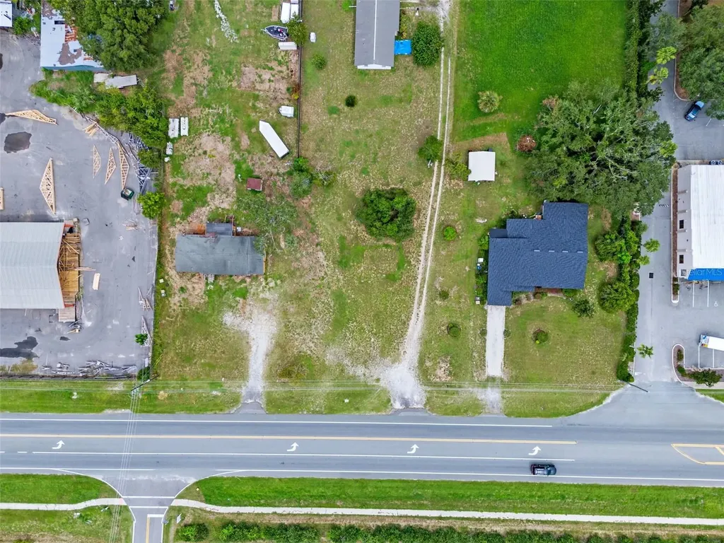 29644 Fl-19 Tavares FL 32778