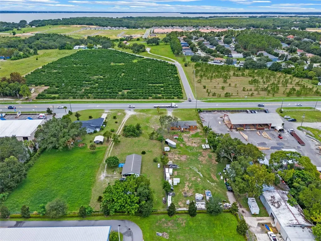 29644 Fl-19 Tavares FL 32778