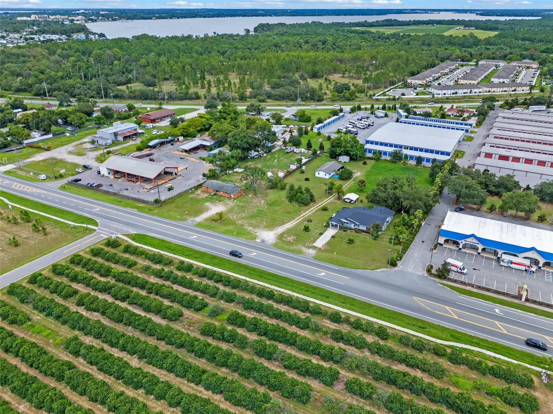 29644 Fl-19 Tavares FL 32778