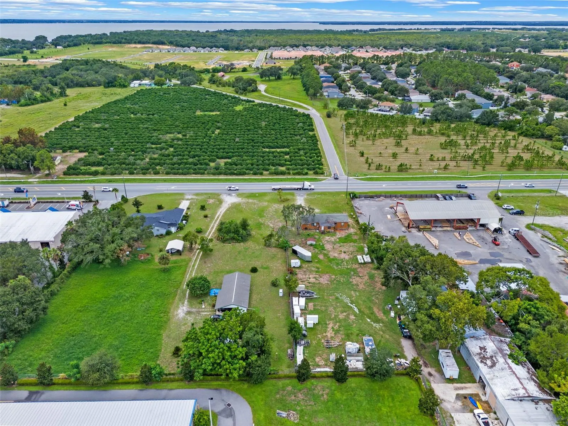 29644 Fl-19 Tavares FL 32778