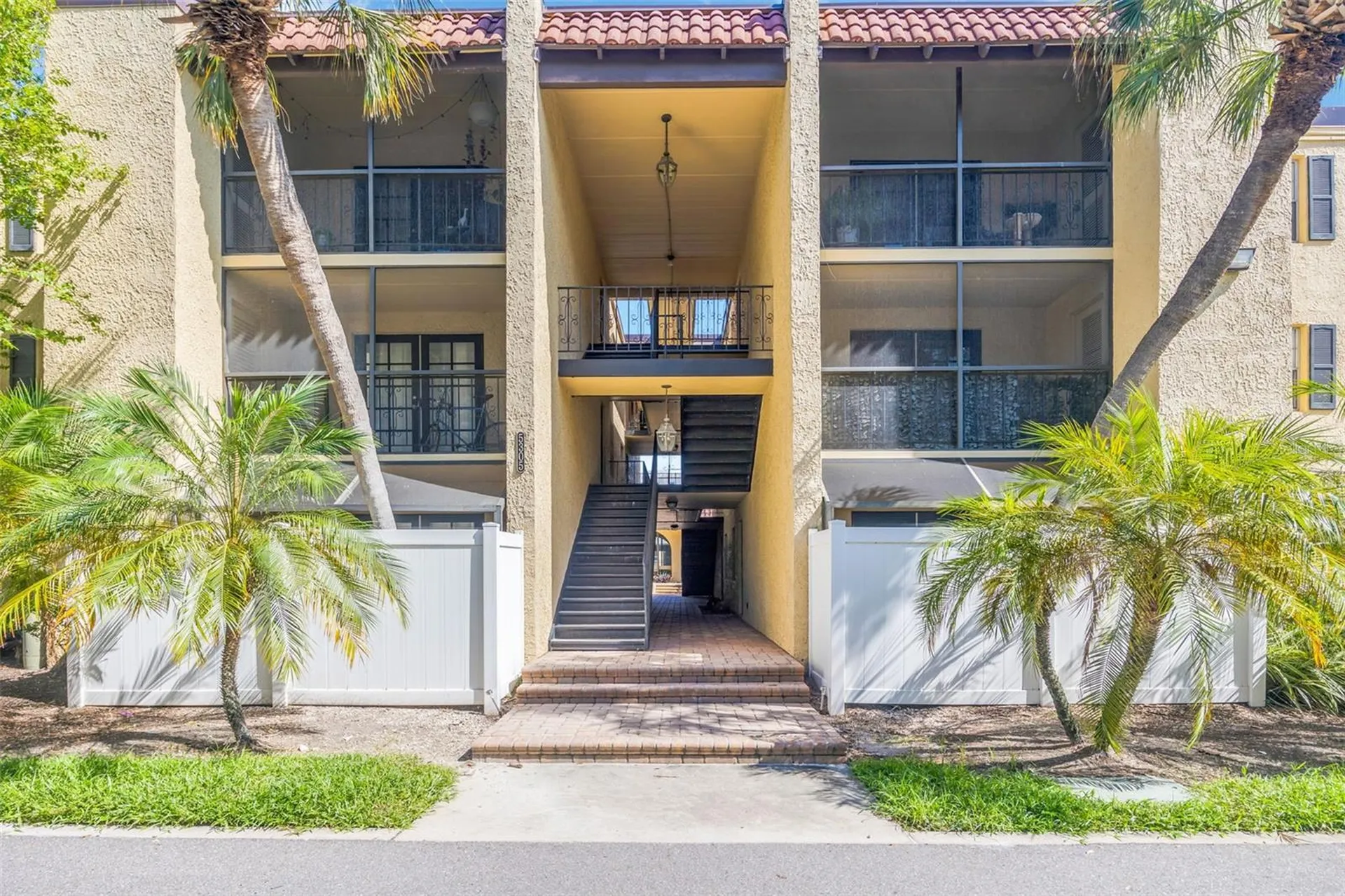 5305 San Sebastian Court Tampa FL 33609