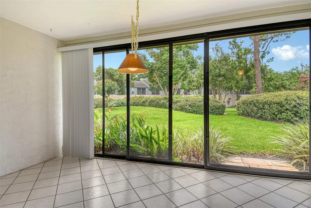 5956 Clubside Drive Sarasota FL 34243