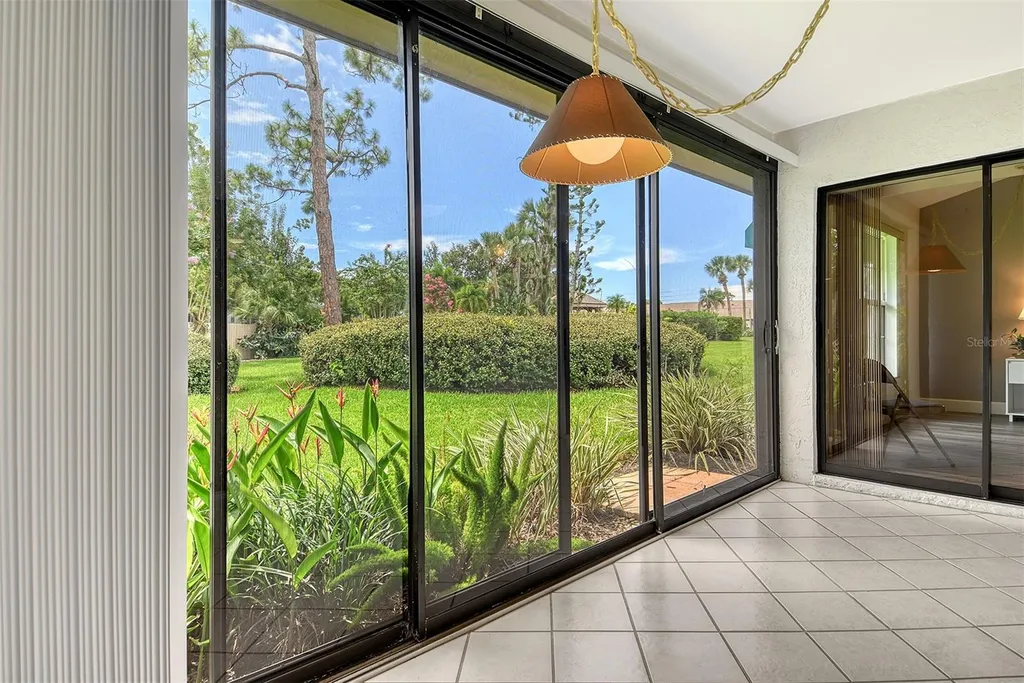 5956 Clubside Drive Sarasota FL 34243