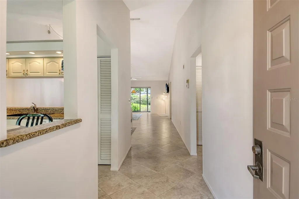 5956 Clubside Drive Sarasota FL 34243