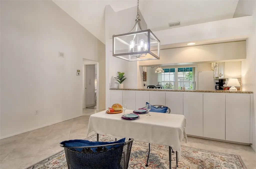 5956 Clubside Drive Sarasota FL 34243