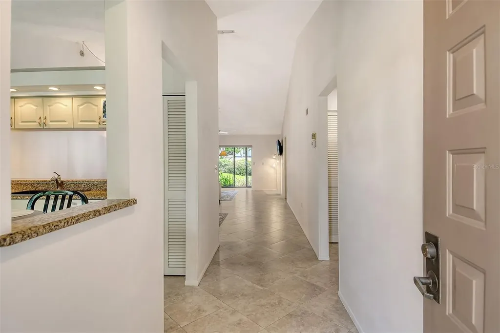 5956 Clubside Drive Sarasota FL 34243