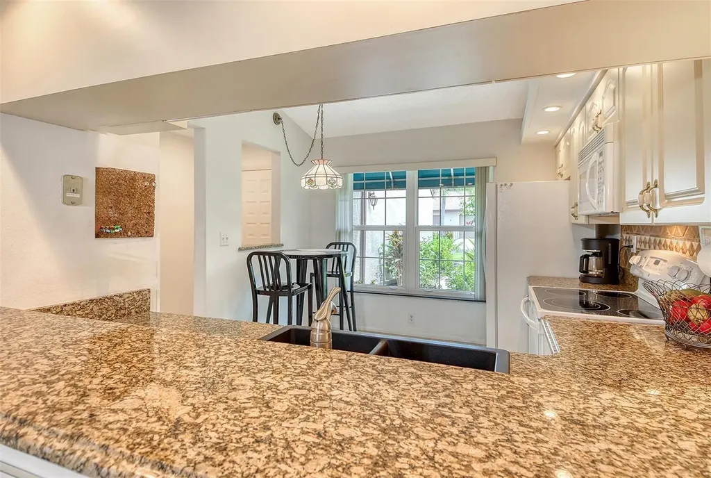 5956 Clubside Drive Sarasota FL 34243