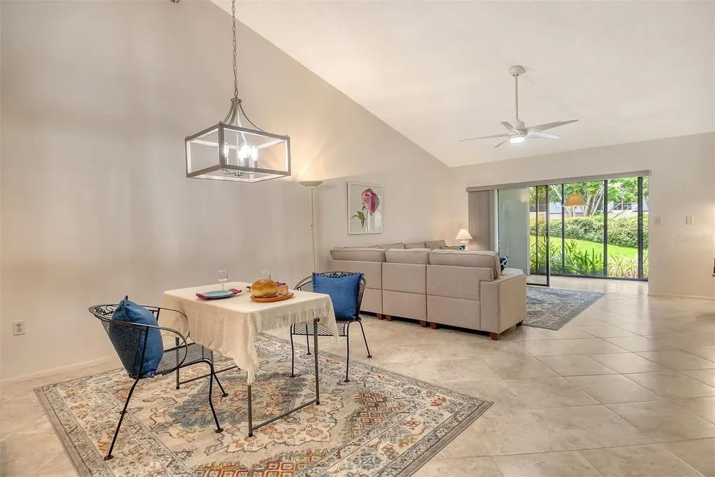 5956 Clubside Drive Sarasota FL 34243