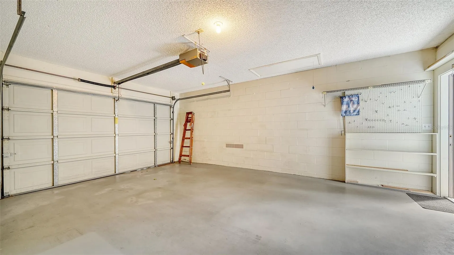 5956 Clubside Drive Sarasota FL 34243