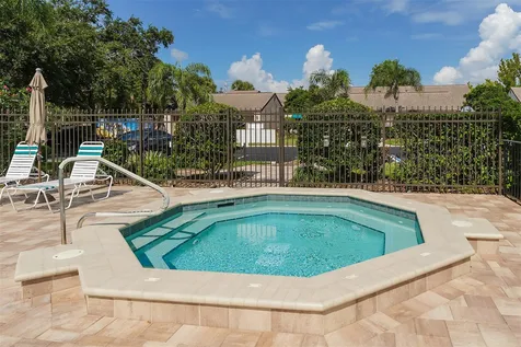 5956 Clubside Drive Sarasota FL 34243