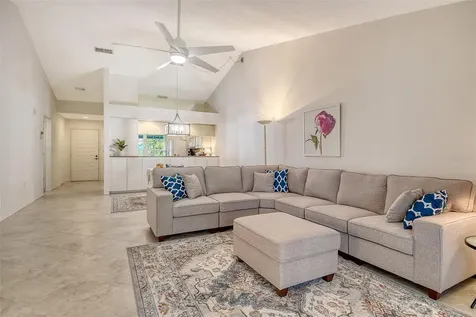 5956 Clubside Drive Sarasota FL 34243