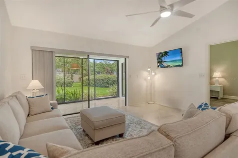 5956 Clubside Drive Sarasota FL 34243