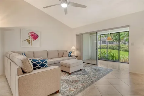 5956 Clubside Drive Sarasota FL 34243