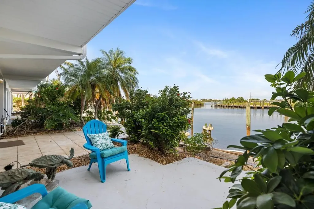 8276 Harborside Circle Englewood FL 34224