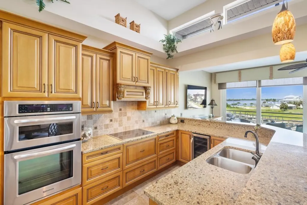 8276 Harborside Circle Englewood FL 34224