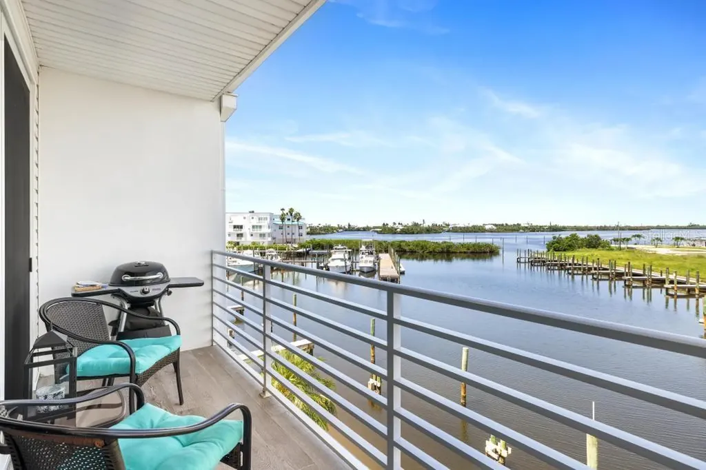 8276 Harborside Circle Englewood FL 34224