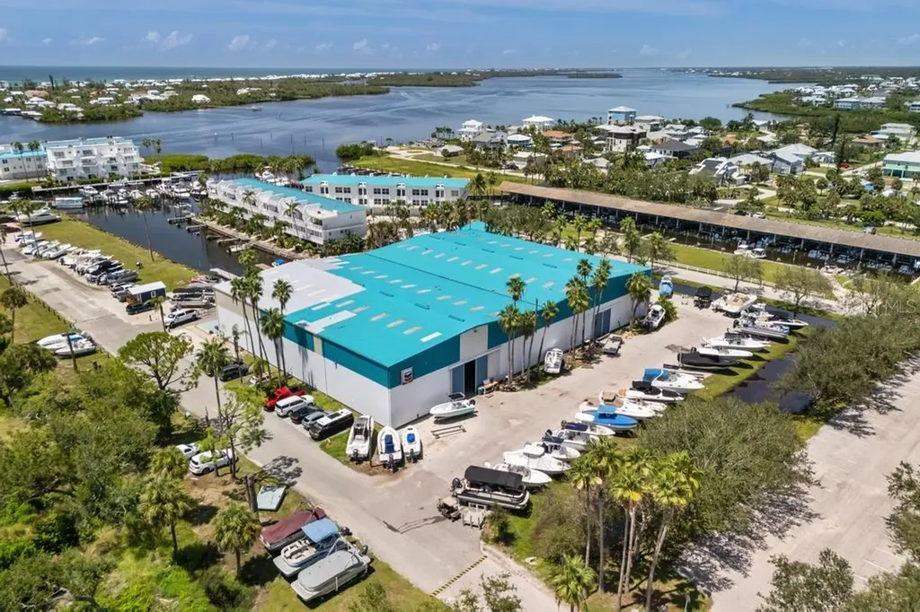 8276 Harborside Circle Englewood FL 34224