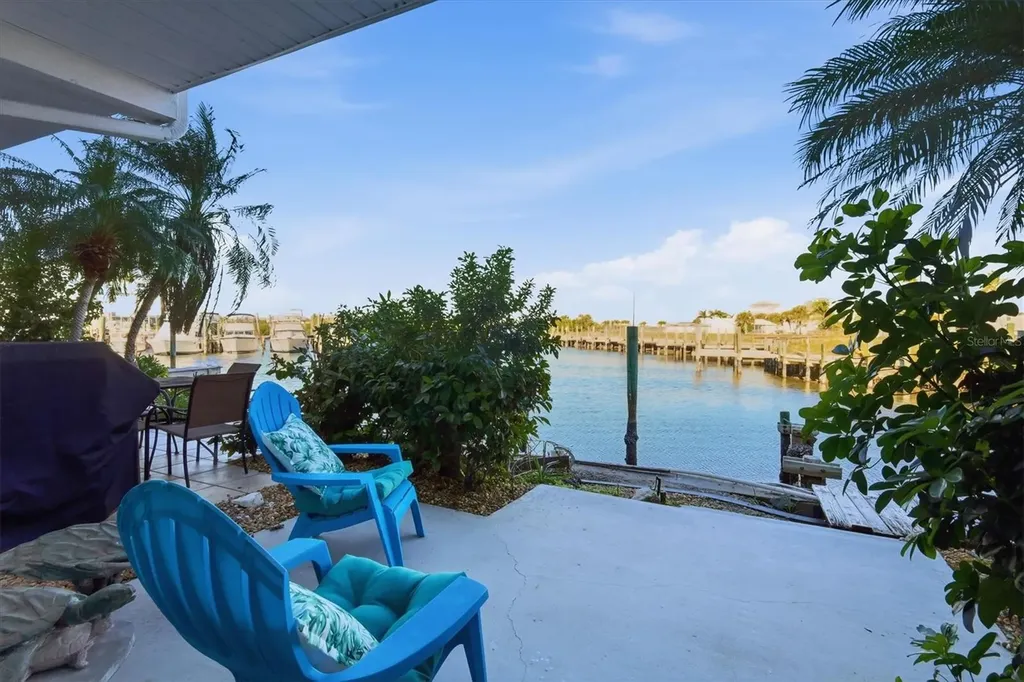 8276 Harborside Circle Englewood FL 34224