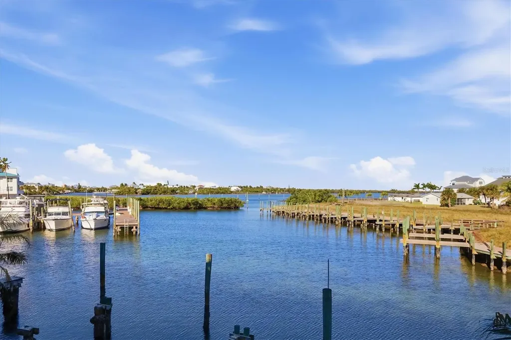 8276 Harborside Circle Englewood FL 34224