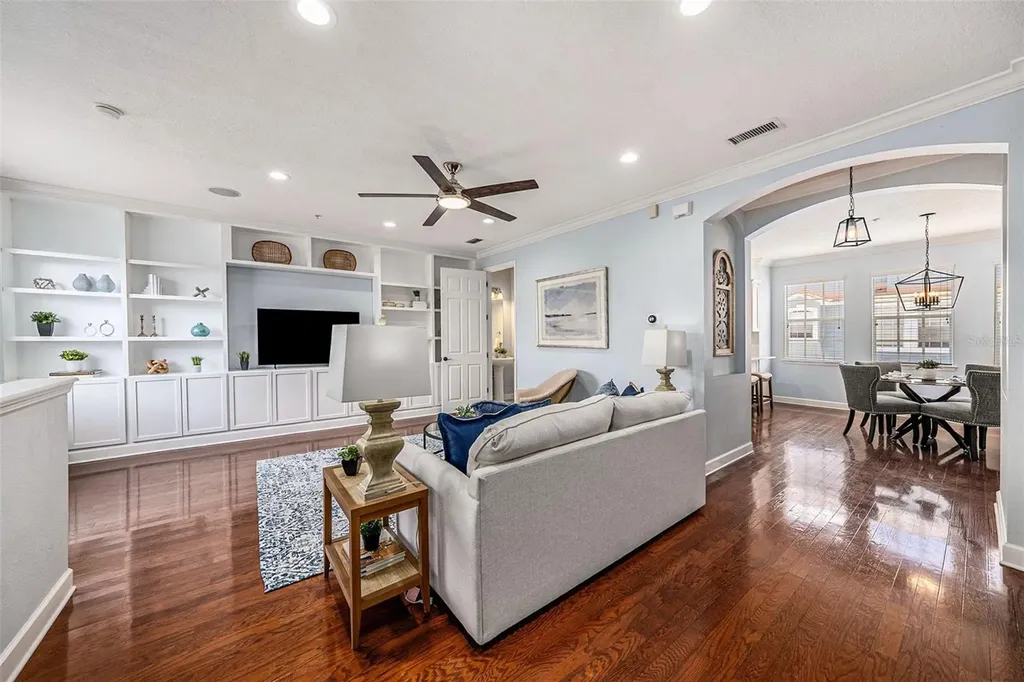 3111 W De Leon Street Tampa FL 33609