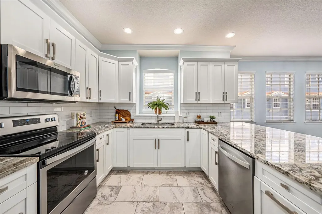 3111 W De Leon Street Tampa FL 33609