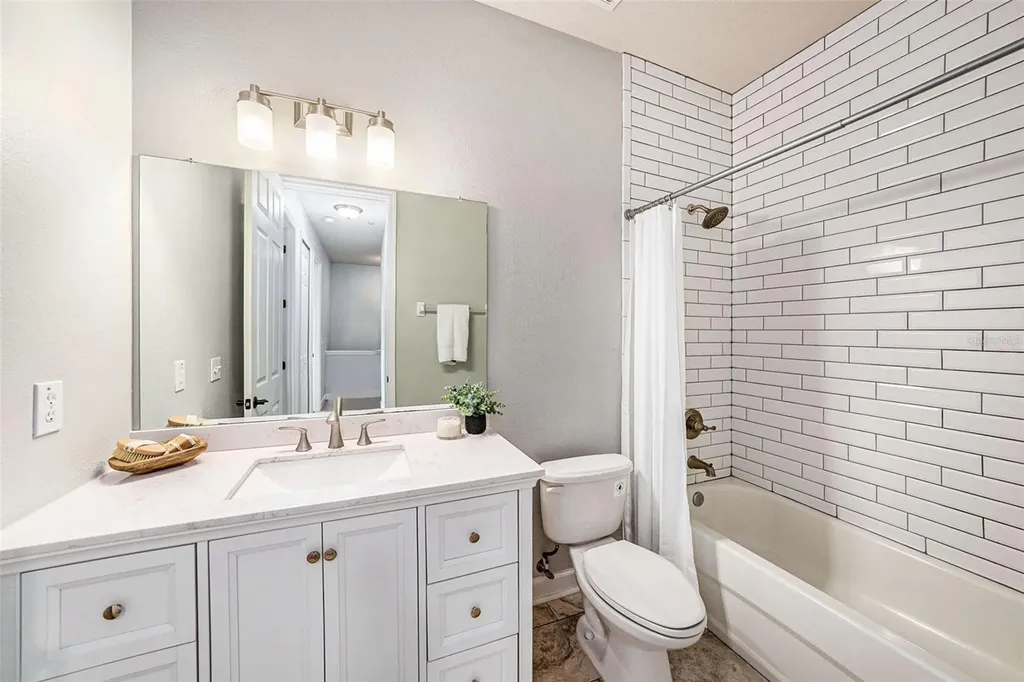 3111 W De Leon Street Tampa FL 33609