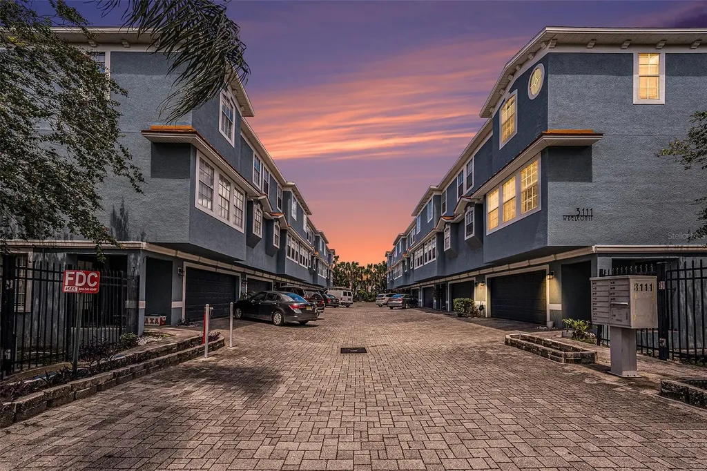 3111 W De Leon Street Tampa FL 33609