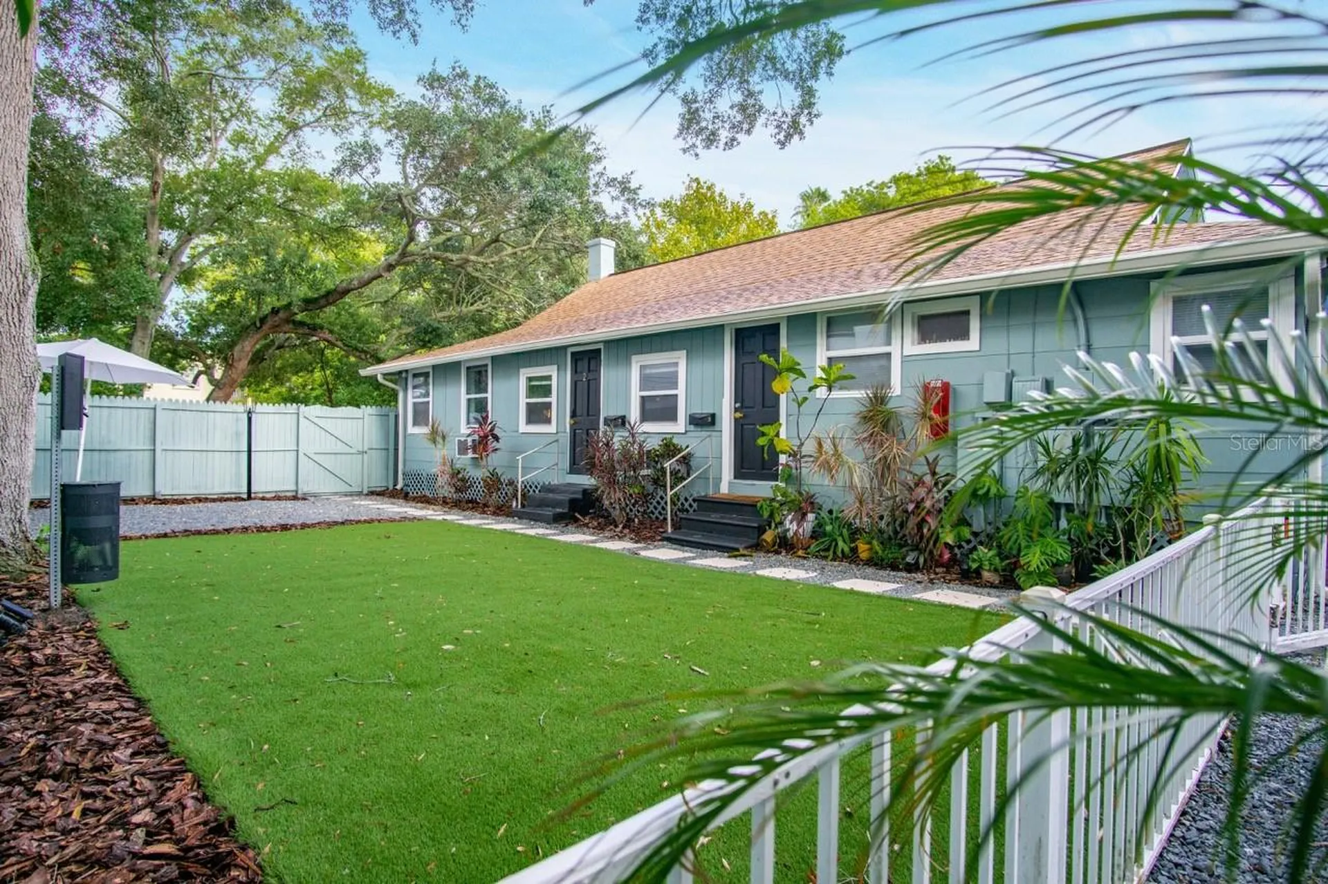 719 8th Street N St Petersburg FL 33701