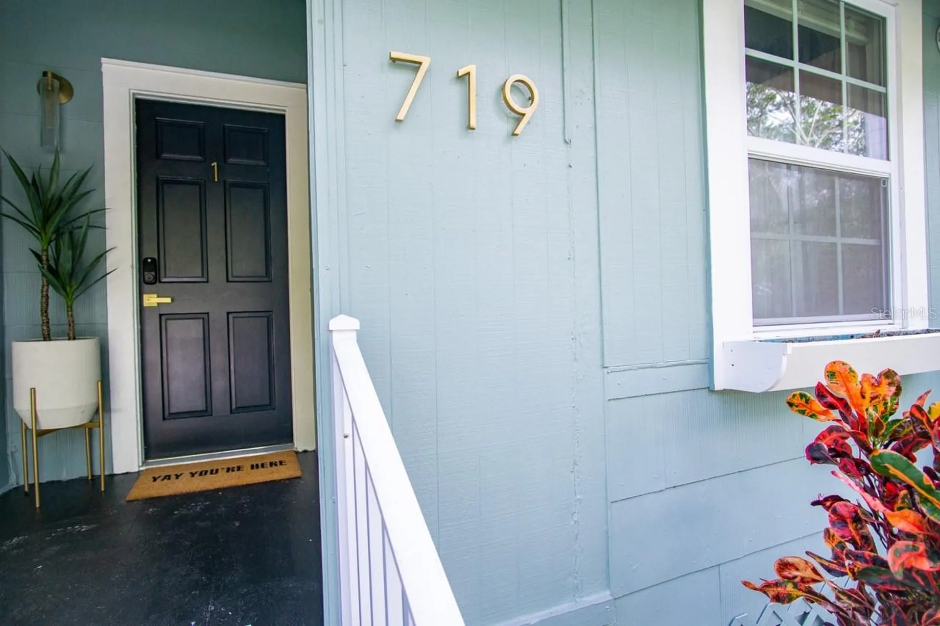 719 8th Street N St Petersburg FL 33701