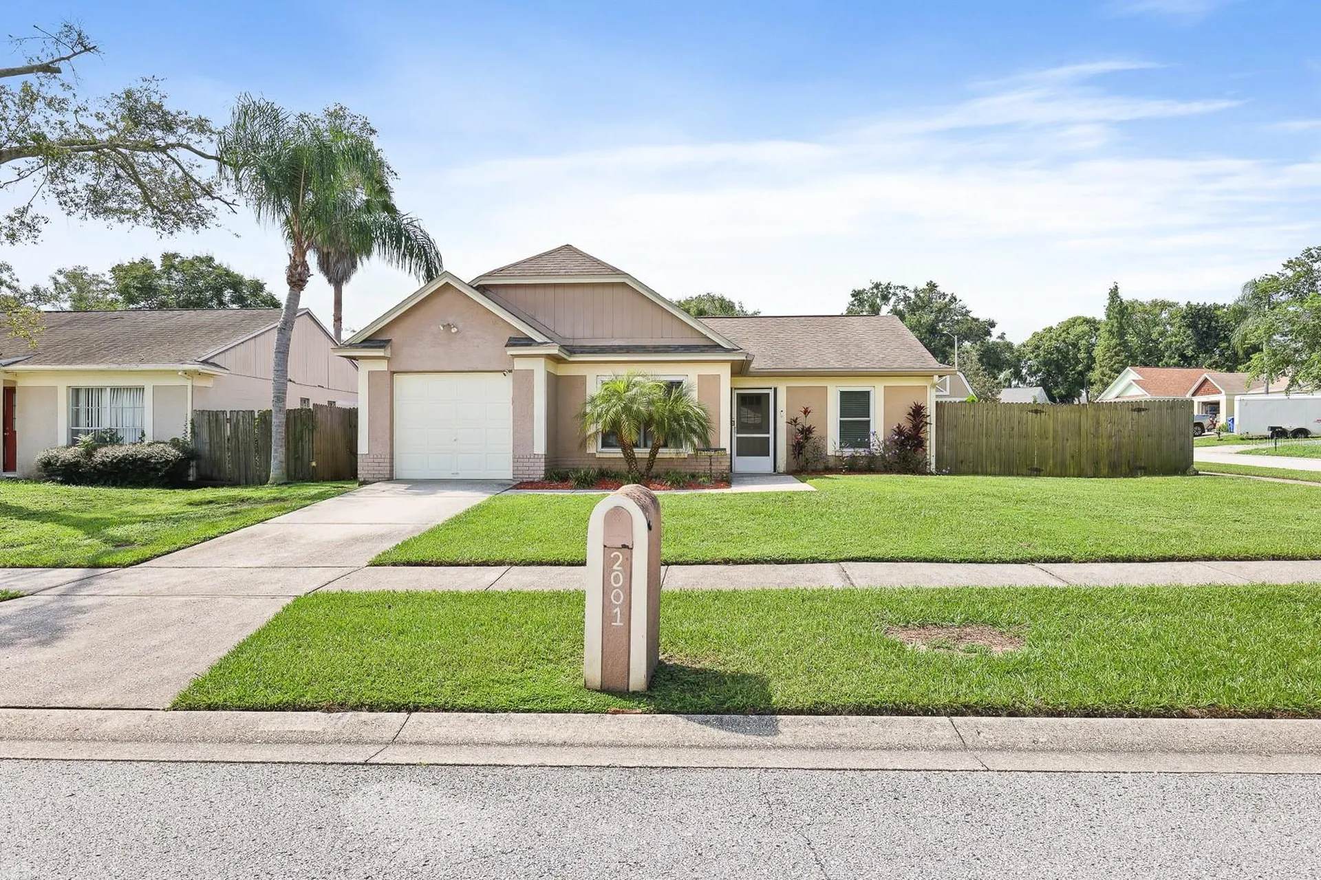 2001 Paladin Court Valrico FL 33594