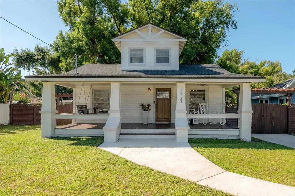 1223 E Chelsea Street Tampa FL 33603