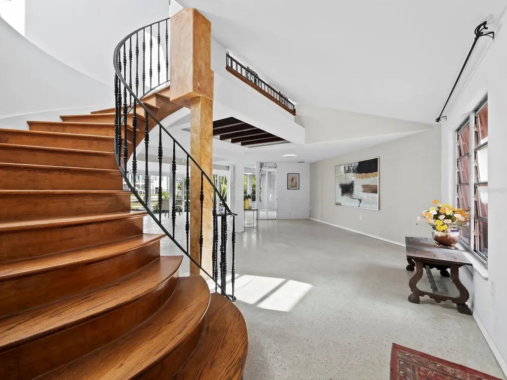 749 Penfield Street Longboat Key FL 34228