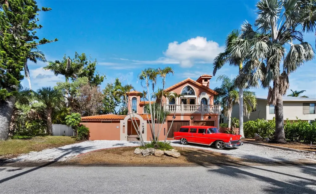 749 Penfield Street Longboat Key FL 34228