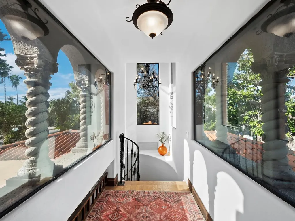 749 Penfield Street Longboat Key FL 34228