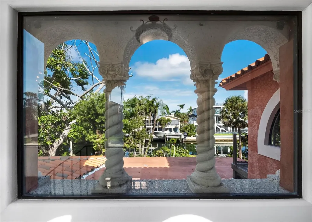 749 Penfield Street Longboat Key FL 34228