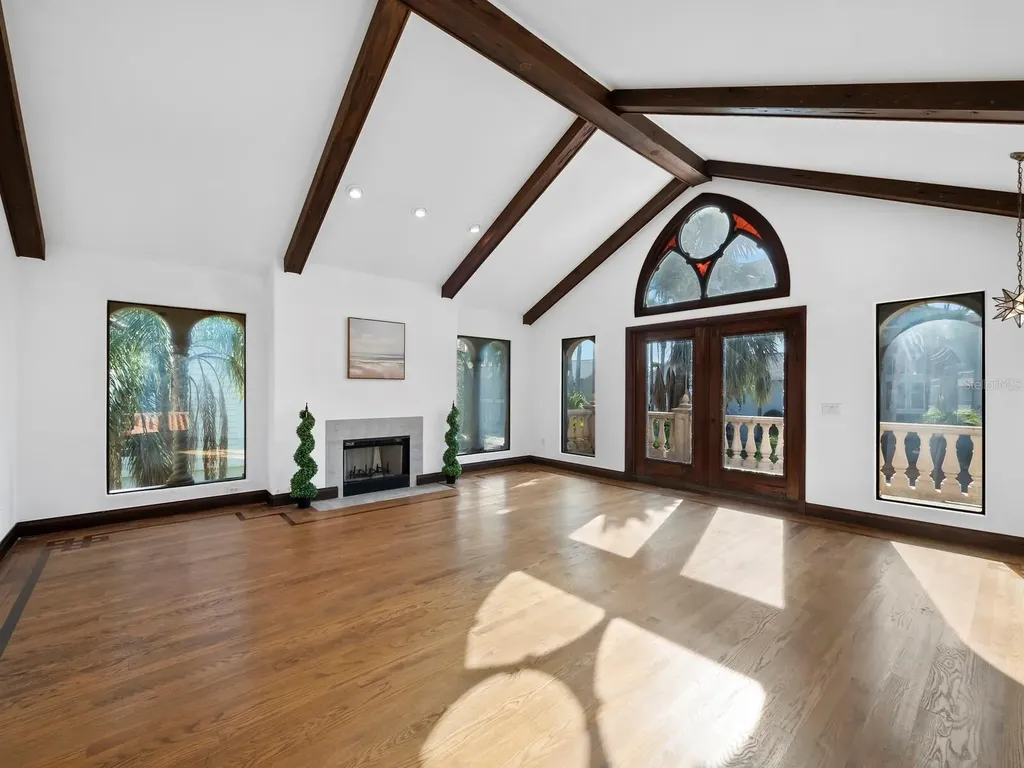 749 Penfield Street Longboat Key FL 34228
