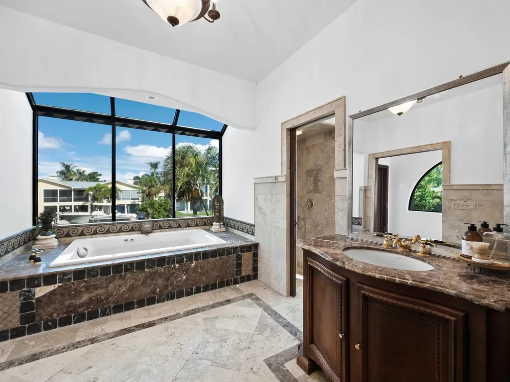 749 Penfield Street Longboat Key FL 34228