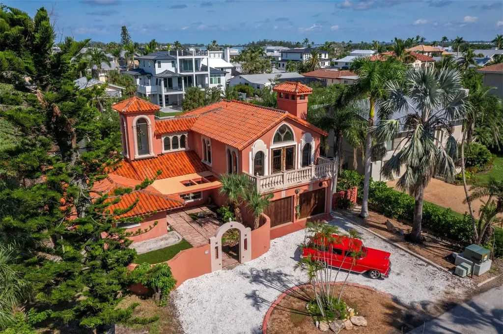 749 Penfield Street Longboat Key FL 34228