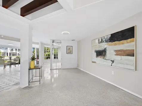 749 Penfield Street Longboat Key FL 34228