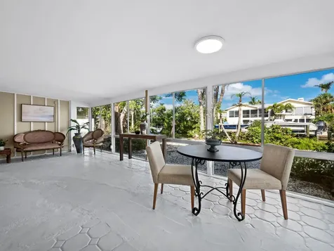 749 Penfield Street Longboat Key FL 34228