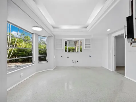 749 Penfield Street Longboat Key FL 34228
