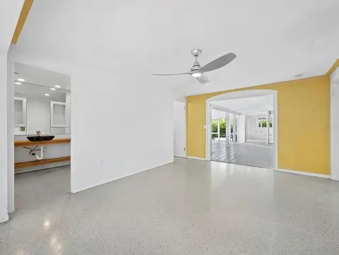749 Penfield Street Longboat Key FL 34228