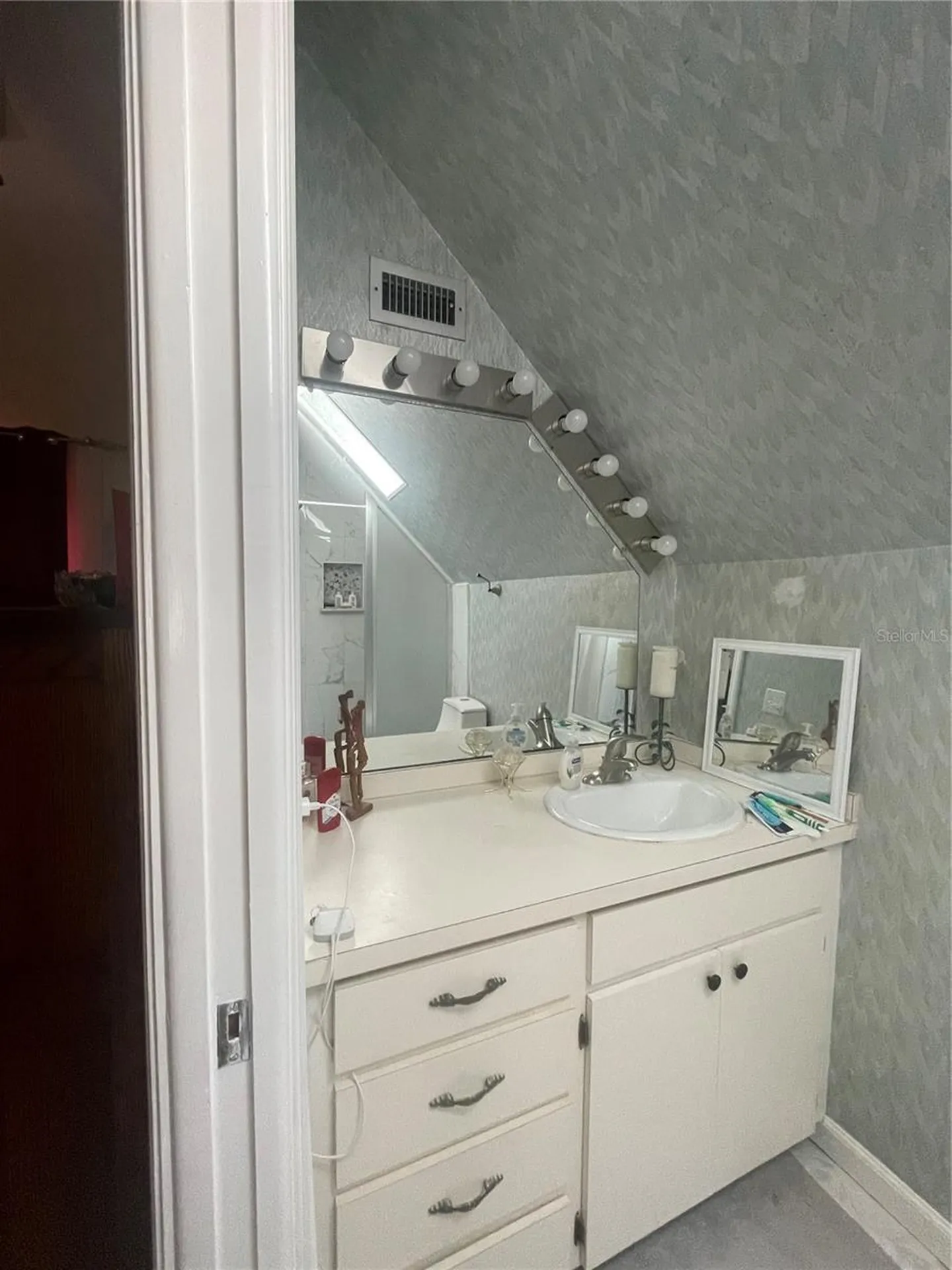 13150 72nd Terrace Seminole FL 33776