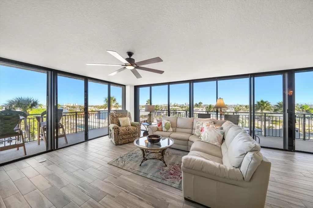 7650 Bayshore Drive Treasure Island FL 33706