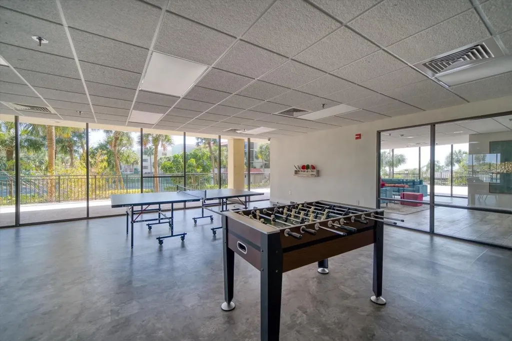 7650 Bayshore Drive Treasure Island FL 33706