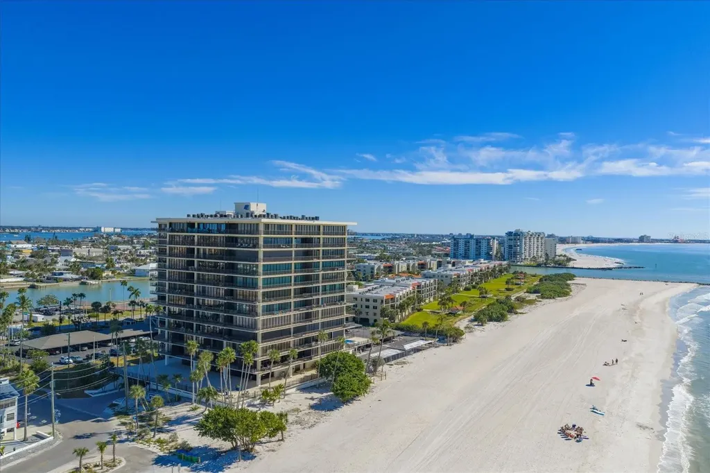 7650 Bayshore Drive Treasure Island FL 33706
