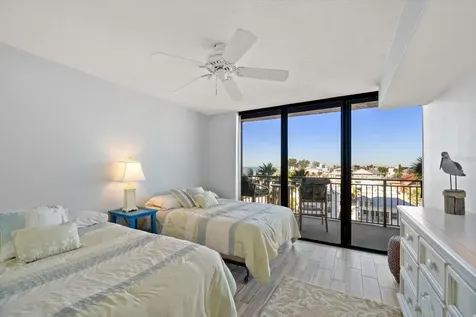 7650 Bayshore Drive Treasure Island FL 33706