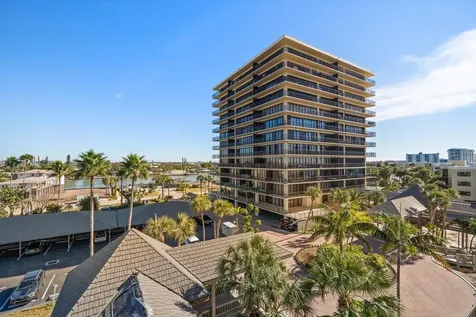 7650 Bayshore Drive Treasure Island FL 33706