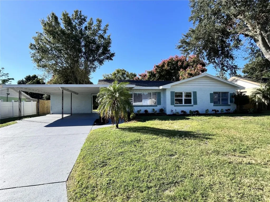 1520 Avenue H NE Winter Haven FL 33881