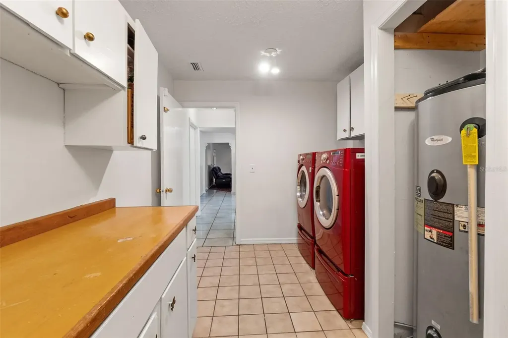 16502 E Course Drive Tampa FL 33624